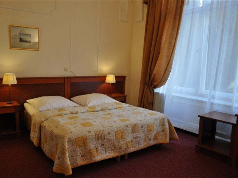 Hotel Pension Savoy Near Kurfuerstendamm Berlin Exterior photo