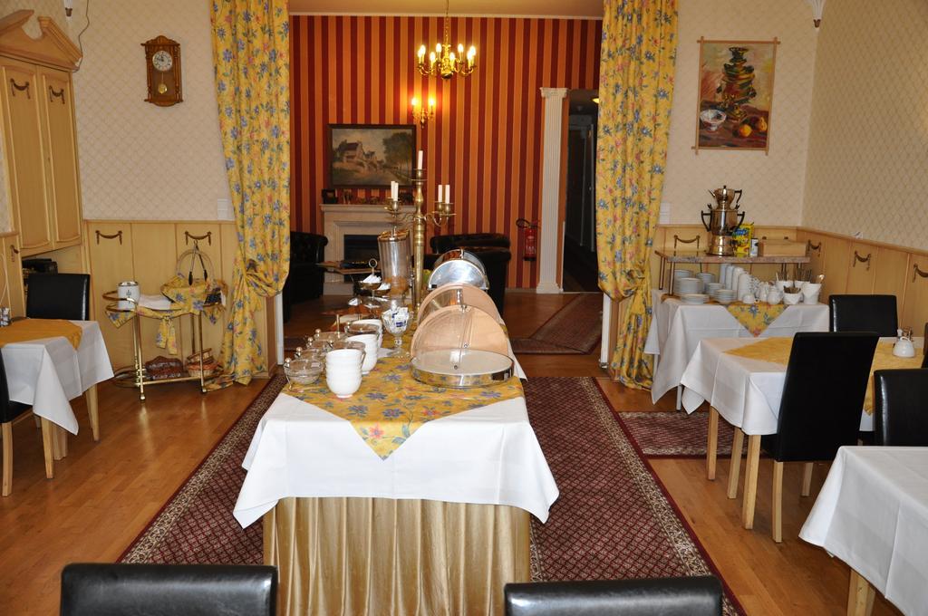 Hotel Pension Savoy Near Kurfuerstendamm Berlin Exterior photo